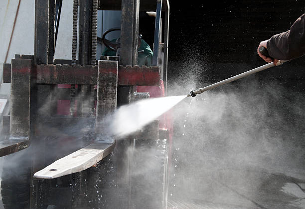 Pressure Washing Services for Businesses in Omao, HI